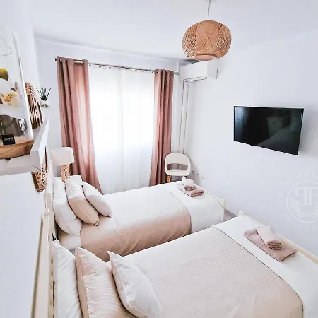 2 Wings Tenerife - *