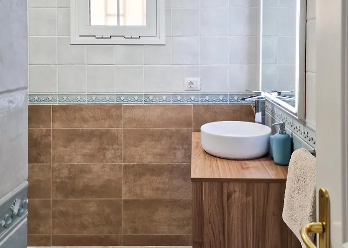 2 Wings Tenerife - * Chayofa